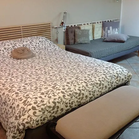 Home White Apartment *